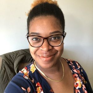 Meet your Posher, Alaina